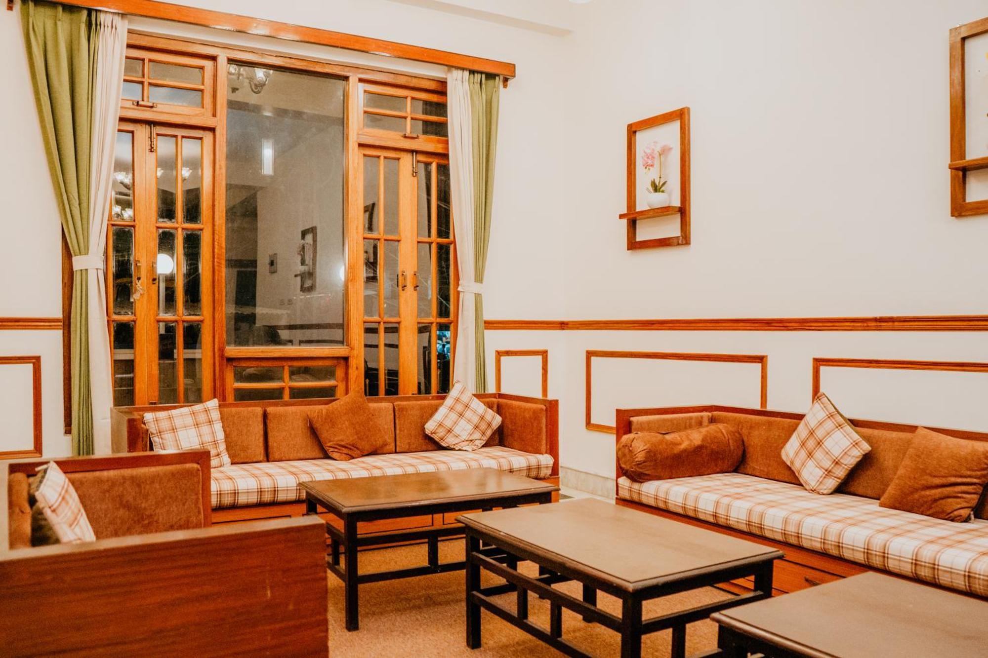 Tashi Palace Hotel Gangtok Exterior photo