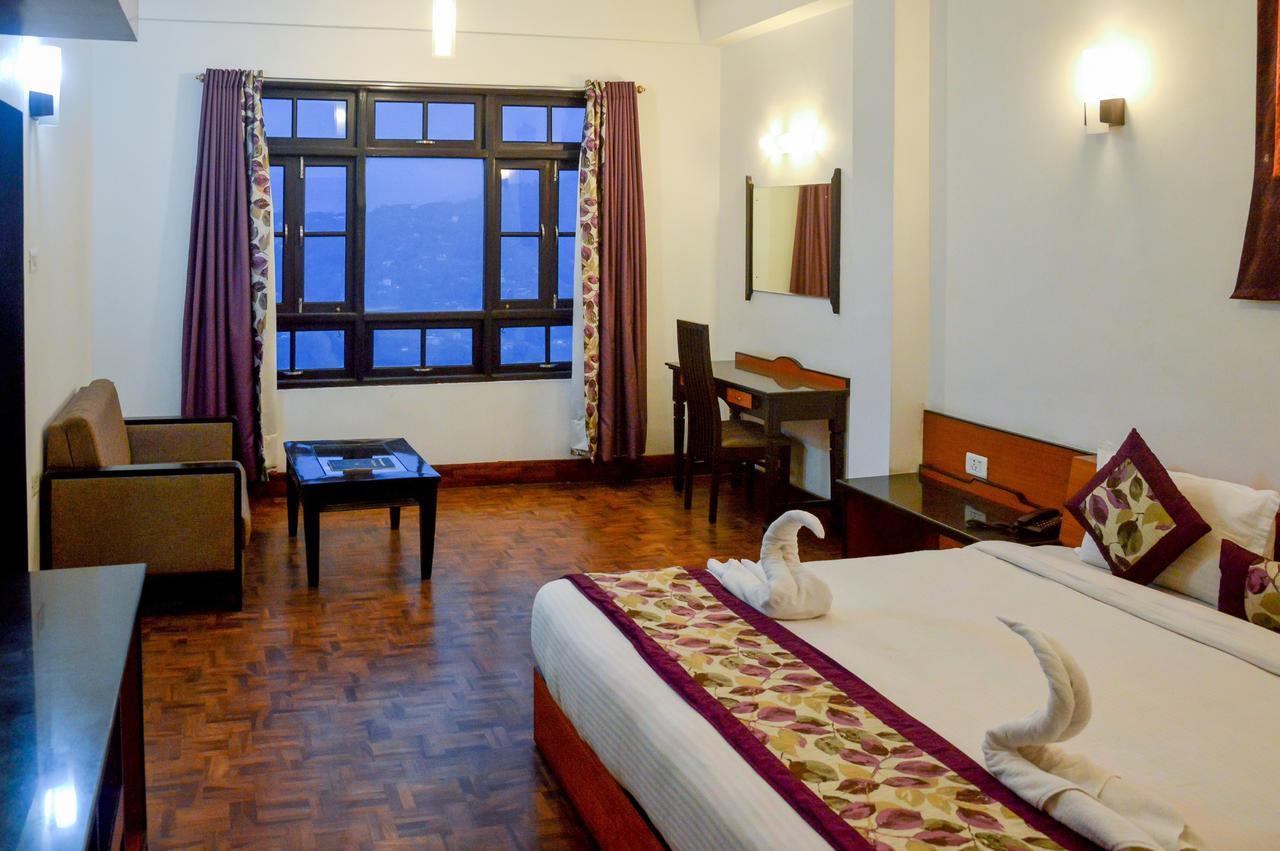 Tashi Palace Hotel Gangtok Exterior photo